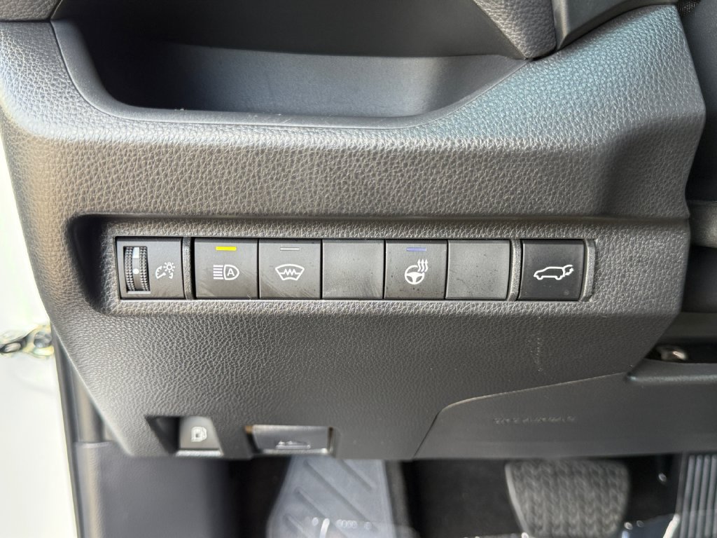 Used 2024 Toyota RAV4 XLE w/ Convenience Package AWD/4WD image 20