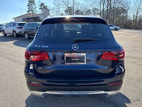 Used 2021 Mercedes-Benz GLC 300 image 6