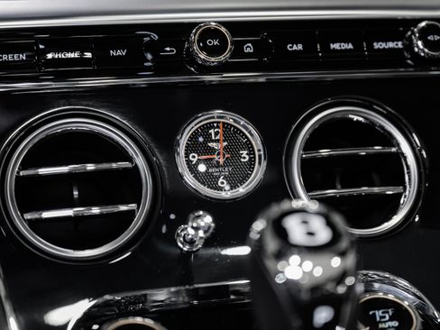 Certified 2022 Bentley Continental GT V8 AWD/4WD image 35