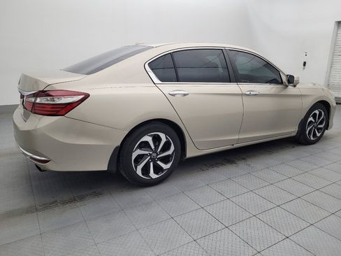 Used 2016 Honda Accord EX-L image 10