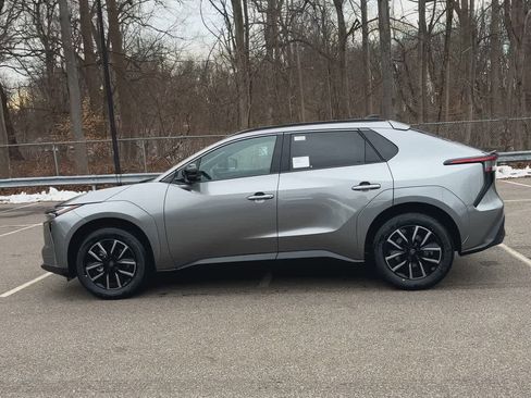 New 2026 Toyota bZ XLE image 5