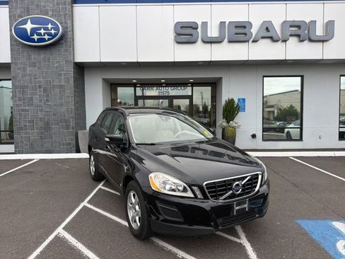 Used 2011 Volvo XC60 3.2 FWD image 1