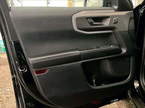 New 2025 Ford Bronco Sport Outer Banks w/ Outer Banks Tech Package+ image 33