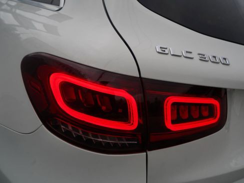 Used 2022 Mercedes-Benz GLC 300 4MATIC w/ Premium Package Lite image 88