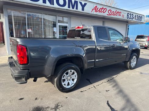 Used 2016 Chevrolet Colorado LT w/ LT Convenience Package image 3