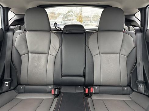 Used 2024 Subaru Crosstrek 2.5i Limited image 27