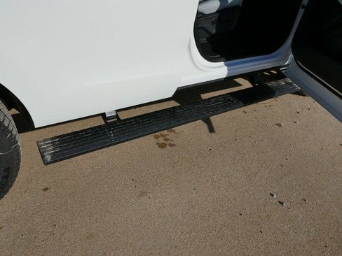 New 2026 Ford Expedition Platinum w/ Driver's Package image 8