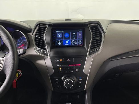 Used 2015 Hyundai Santa Fe Sport image 16