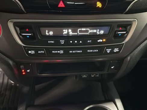 Used 2021 Honda Pilot Black Edition image 34