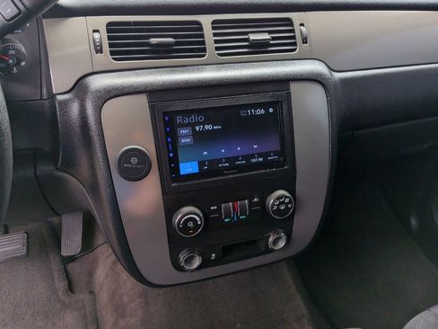 Used 2014 Chevrolet Tahoe 2WD image 21