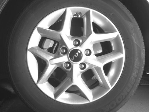 Used 2025 Kia Soul LX w/ LX Technology Package FWD image 12