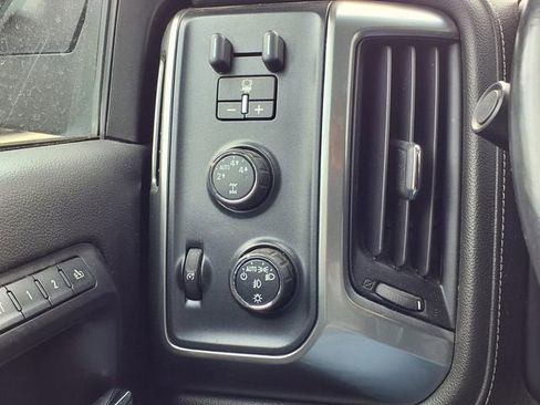 Used 2014 Chevrolet Silverado 1500 LTZ w/ LTZ Plus Package AWD/4WD image 17