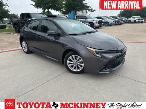 Used 2025 Toyota Corolla SE FWD image 1