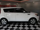 Used 2015 Kia Soul + image 3