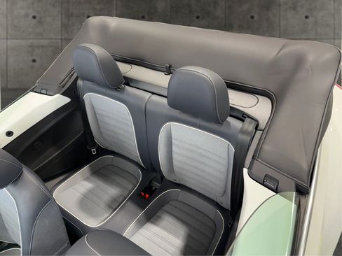 Used 2016 Volkswagen Beetle 1.8T S image 10