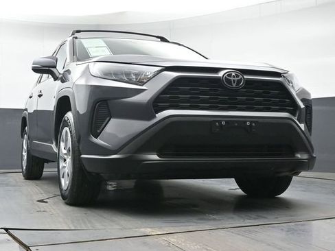 Certified 2021 Toyota RAV4 LE AWD/4WD image 35
