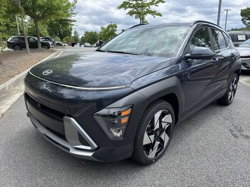 New 2026 Hyundai Kona Limited FWD image 3