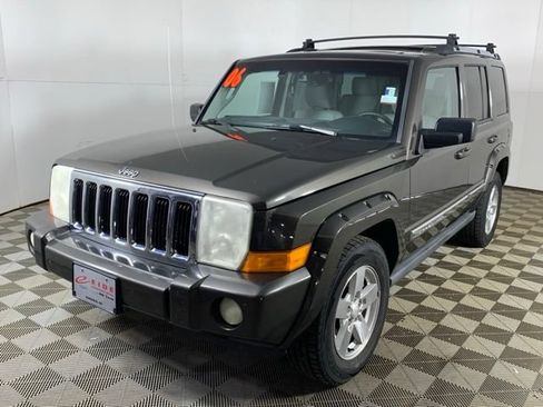 Used 2006 Jeep Commander Limited RWD image 11