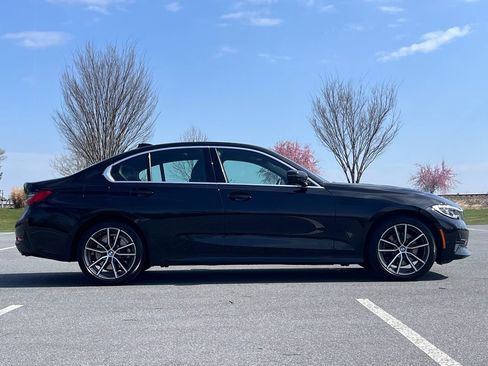 Used 2020 BMW 330i xDrive Sedan w/ Convenience Package image 9