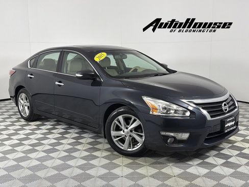 Used 2015 Nissan Altima 2.5 SL w/ Technology Package image 1
