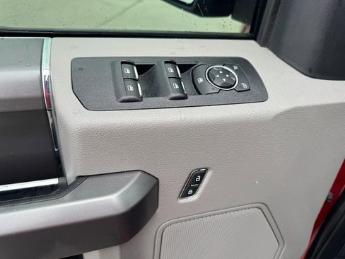 Used 2020 Ford F150 XLT w/ Equipment Group 302A Luxury AWD/4WD image 15