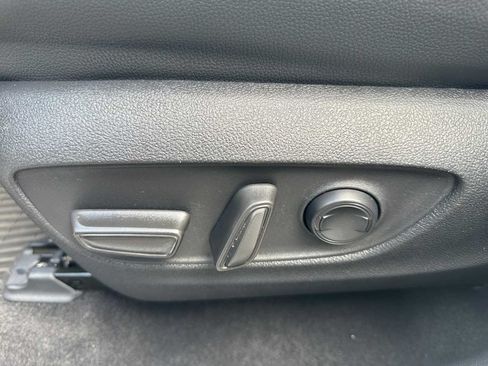 Used 2024 Toyota Grand Highlander AWD image 23