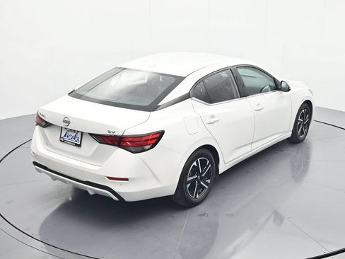 Used 2024 Nissan Sentra SV FWD image 31