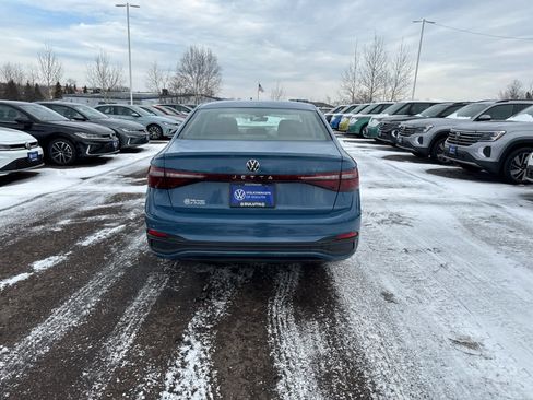 Used 2025 Volkswagen Jetta S image 4