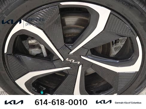 Certified 2023 Kia EV6 GT-Line AWD/4WD image 12