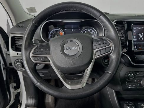 Used 2019 Jeep Cherokee Limited AWD/4WD image 11