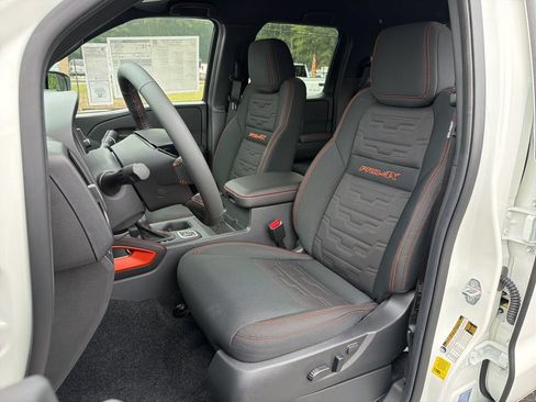New 2026 Nissan Frontier PRO-4X w/ Pro-4x Convenience Package AWD/4WD image 16