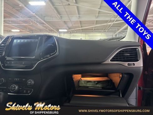Certified 2021 Jeep Cherokee Limited w/ Elite Package image 46
