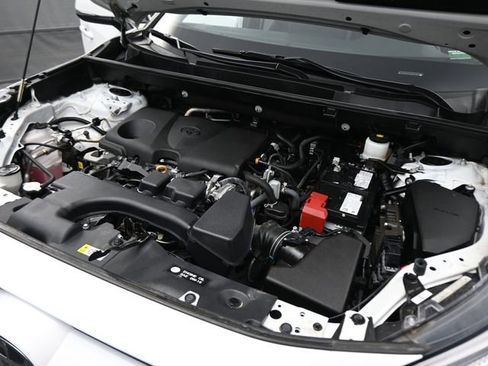 Used 2024 Toyota RAV4 XLE image 36