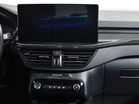 Used 2023 Ford Escape ST-Line w/ Tech Pack #1 image 9