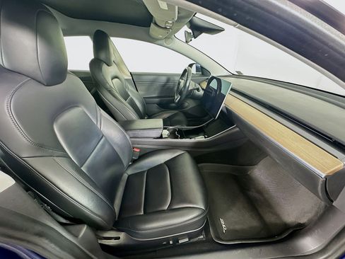 Used 2018 Tesla Model 3 Mid Range image 30