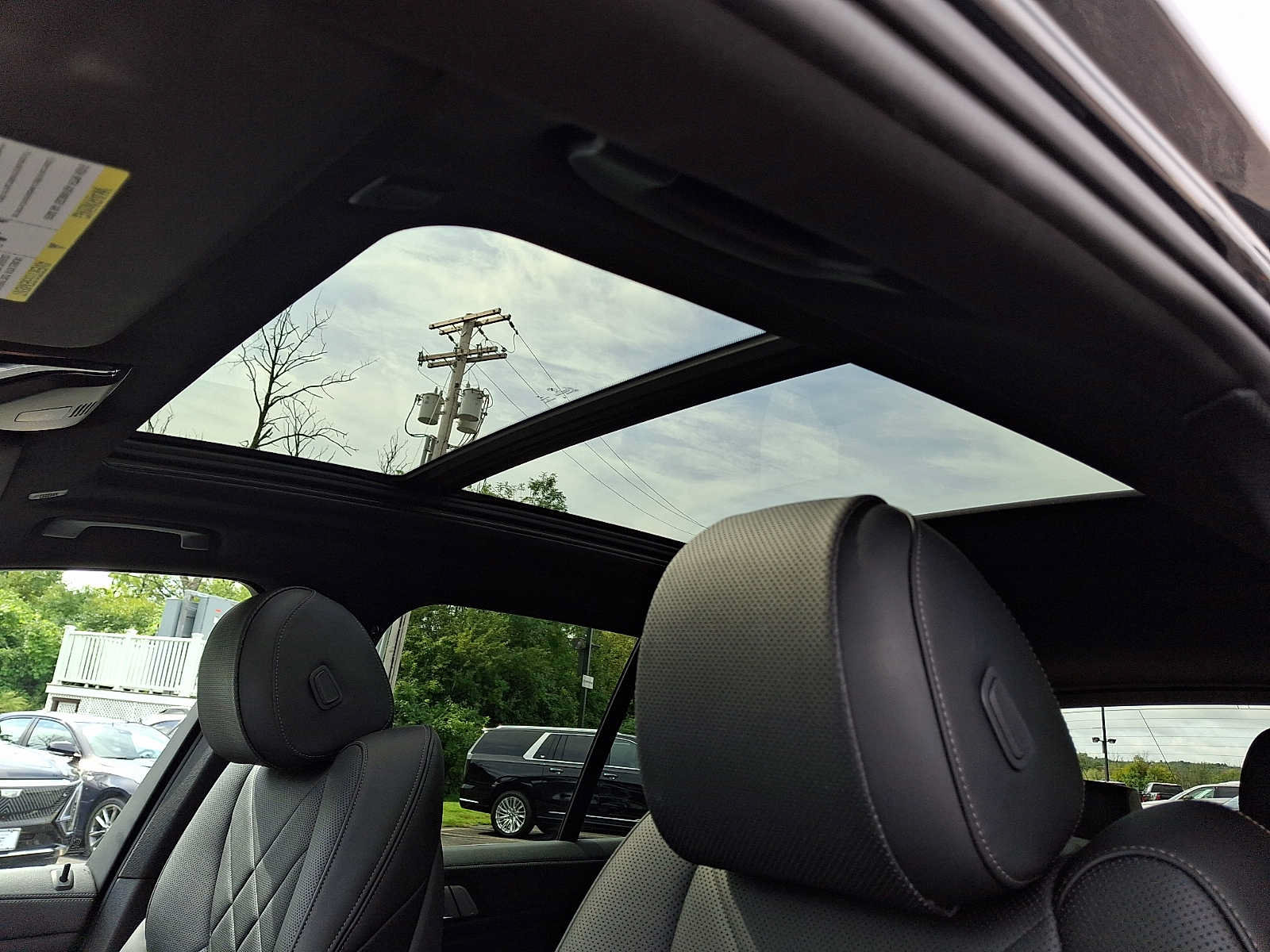 Used 2023 BMW X5 xDrive40i w/ Premium Package AWD/4WD image 15