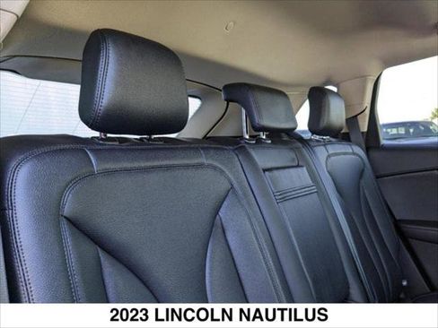 Used 2023 Lincoln Nautilus AWD w/ Premium Package image 30