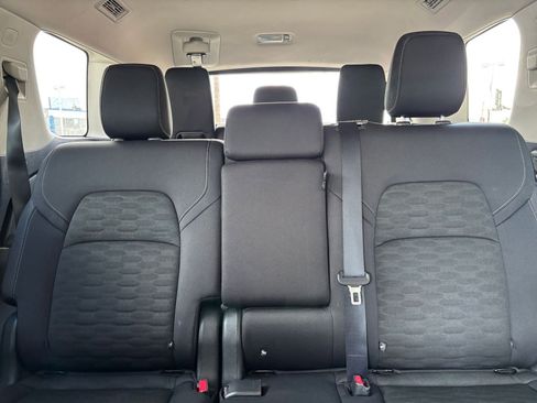 Used 2025 Nissan Pathfinder SV AWD/4WD image 41