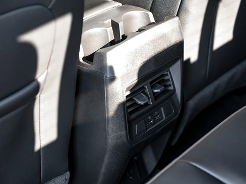 New 2026 GMC Canyon Denali image 19