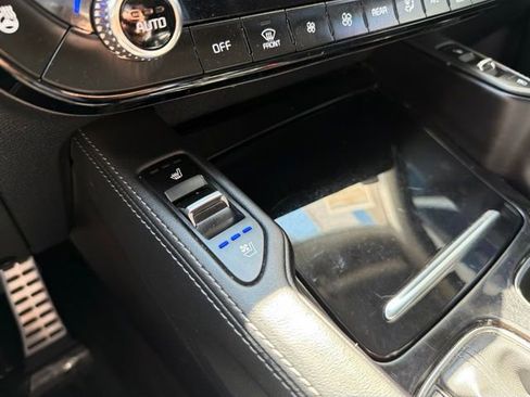 Used 2024 Kia Telluride SX w/ Towing Package AWD/4WD image 35