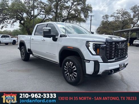 Used 2024 GMC Sierra 2500 Denali Ultimate image 1