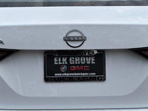 Used 2025 Nissan Sentra SV image 47