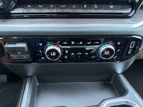 New 2026 GMC Sierra 1500 SLT w/ SLT Premium Plus Package AWD/4WD image 14