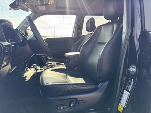 Used 2020 Toyota 4Runner Nightshade AWD/4WD image 10
