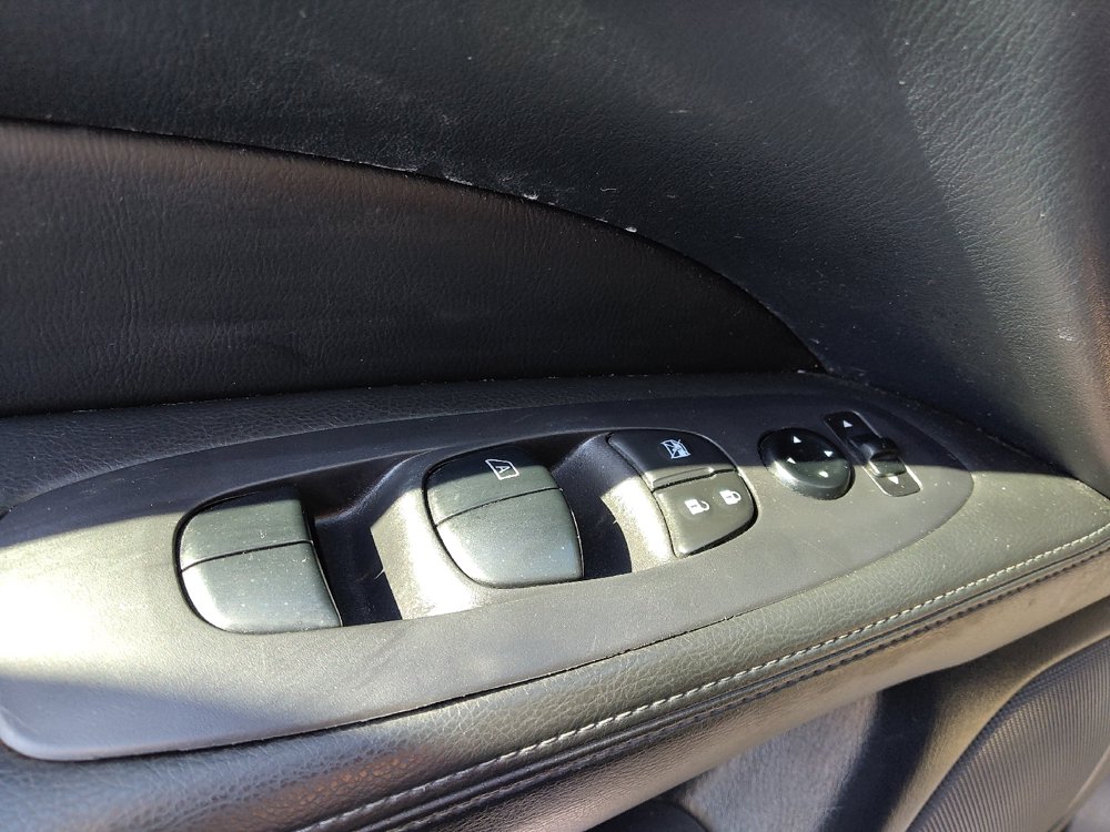 Used 2019 Nissan Pathfinder S AWD/4WD image 27