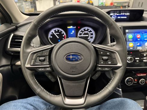 Used 2023 Subaru Forester Limited AWD/4WD image 12
