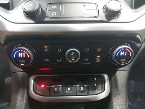 Used 2023 GMC Acadia SLE w/ Driver Convenience Package image 23