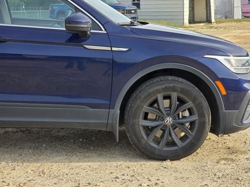 Used 2024 Volkswagen Tiguan SE image 7