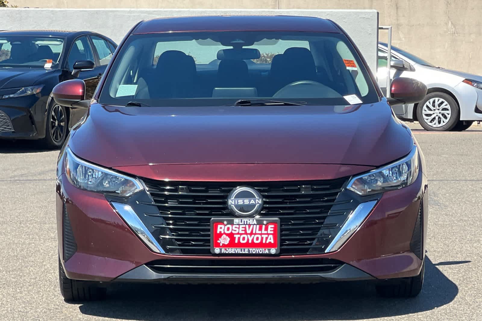 Used 2025 Nissan Sentra SV FWD image 10