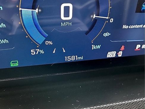 Used 2024 Chevrolet Brightdrop 600 w/ Battery Pack, Max Range AWD/4WD image 18
